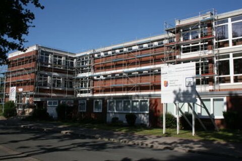 Fassadensanierung Realschule Meyerhofstraße in Lohne