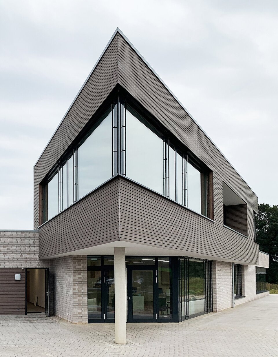 Neubau einer Busbetriebshalle mit Bürogebäude in Dinklage